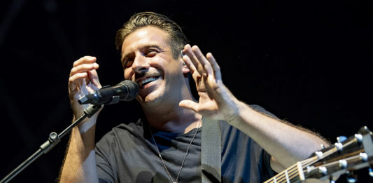 francesco gabbani live inedito acustico